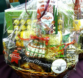 Beautiful Large Gift Basket for Offices, Parties, Homes - for Christmas and Chanukah