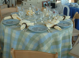 Table Settings on display at Elegant Eating showroom.